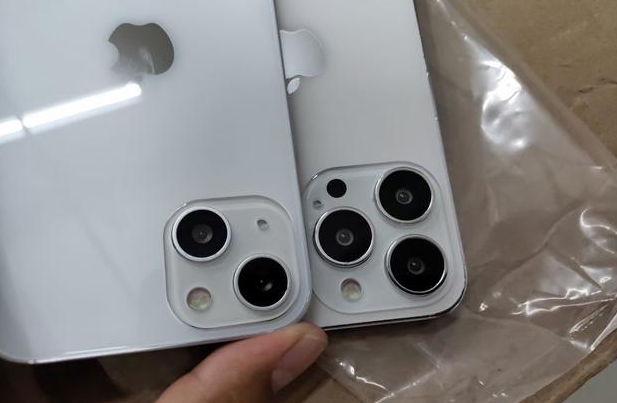 交城苹果手机维修分享iPhone 13‌机模长什么样 